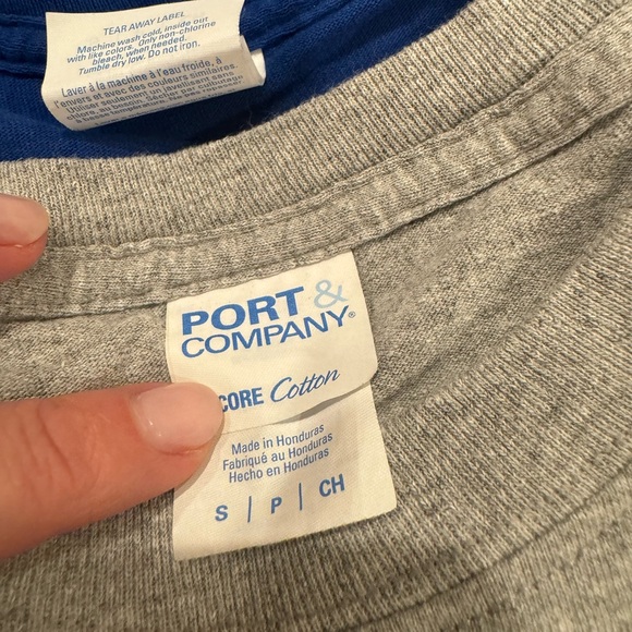 Buffalo Bills and Buffalo fans!  Two EUC t-shirts - Picture 5 of 5